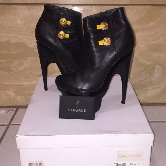 Authentic Versace booties - Picture 2 of 8